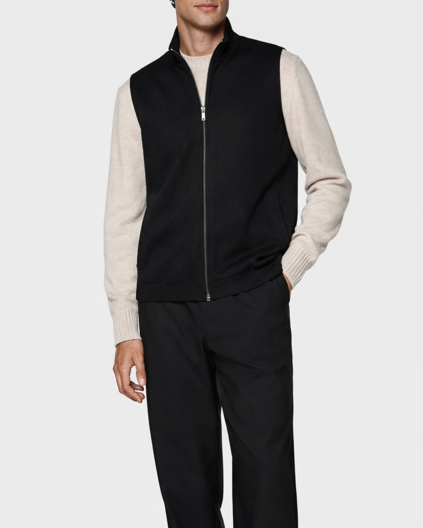 Premium Cashmere Vest — Black